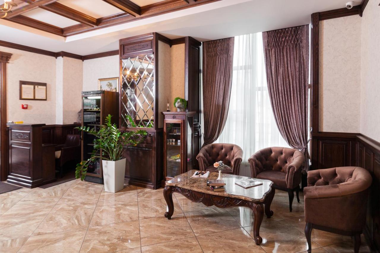 Avalon Palace Тернопил Екстериор снимка